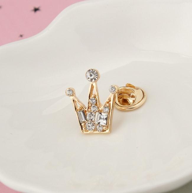 Korean Version Diamond Studded Crown Brooch Vintage Hollowed Out Rhinestone Crown Collar Pin Suit Shirt Brooch Jewelry Accessory
