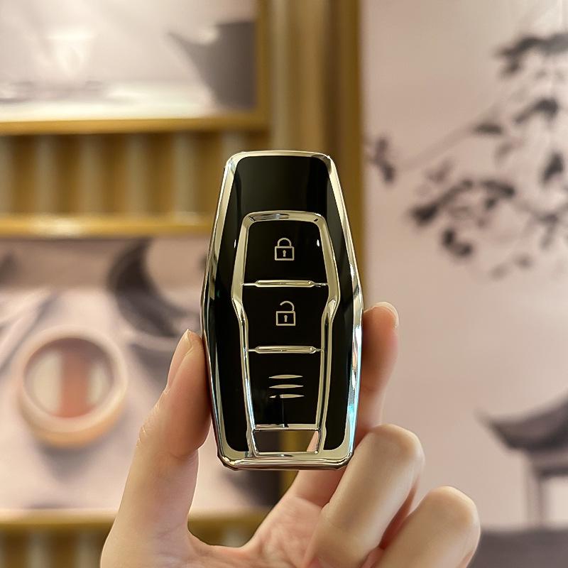 Premium 2023 Mitsubishi Outlander Key Protective Cover with Buckle