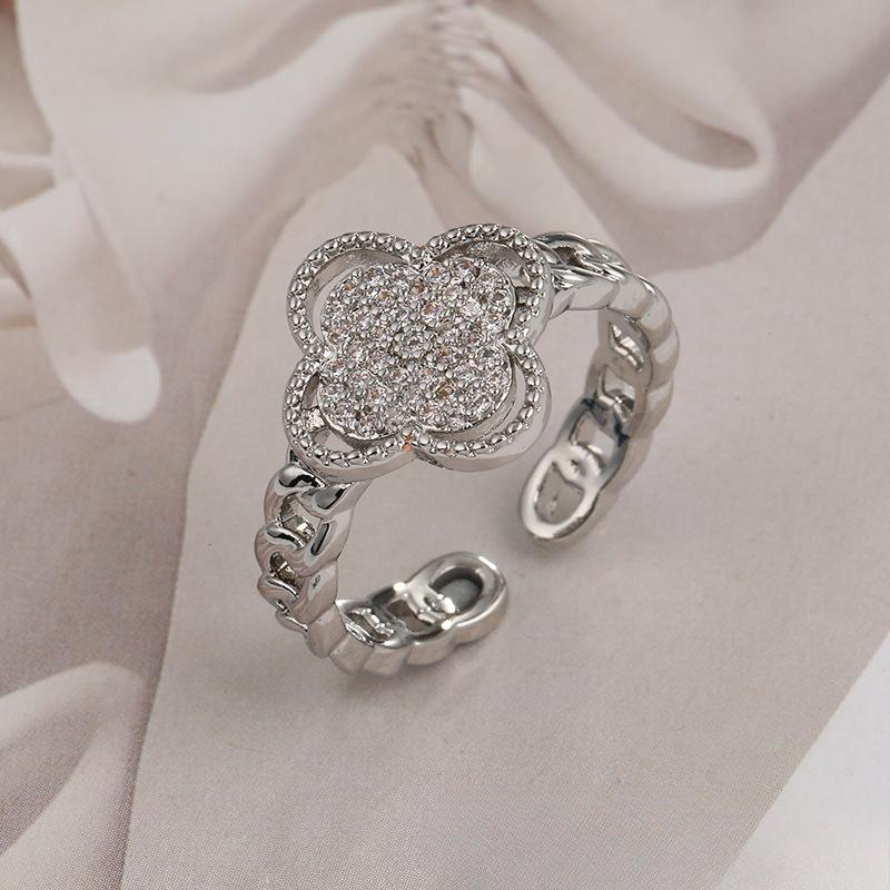 

Новая Мода Персонализированный Дизайн Кольцо Четырехлистный Клевер Девушка Темперамент Сладкий Крутой Стиль Кольцо Standard