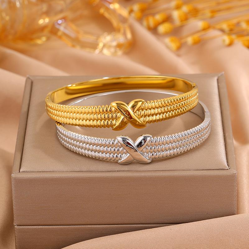 Girls’ High-end, Fashionable and Simple Design Cross-knotted Bracelets for Besties