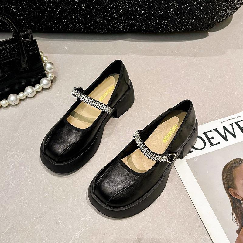 Summer and Autumn White Mary Jane Shoes Women's New One-word with Round Head with Skirt Thick Medium Heel Single Shoes