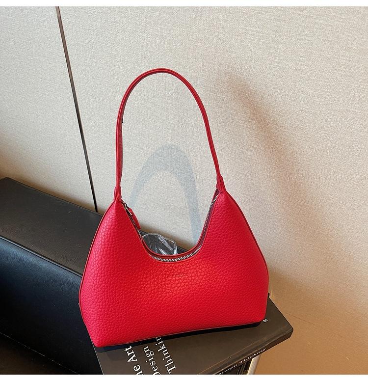 

New casual shoulder bag fashionable outdoor underarm bag autumn simple fashion high value dumpling bag красный