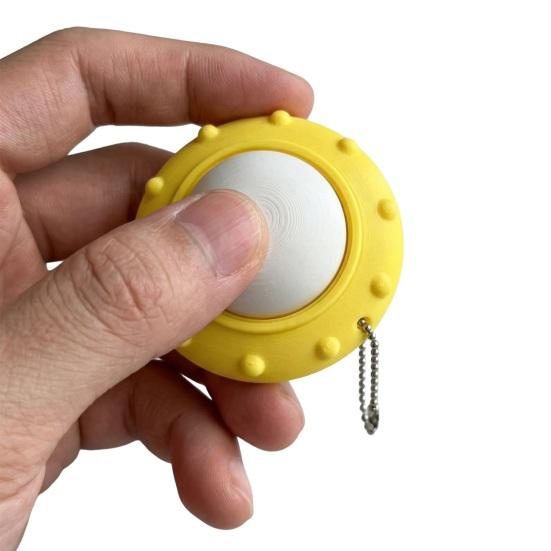 Decompression Toy Compact Size Flying Saucer Clicker Charm Key Chain with Tactile Feedback Stress Relief Quiet Fidget Toy