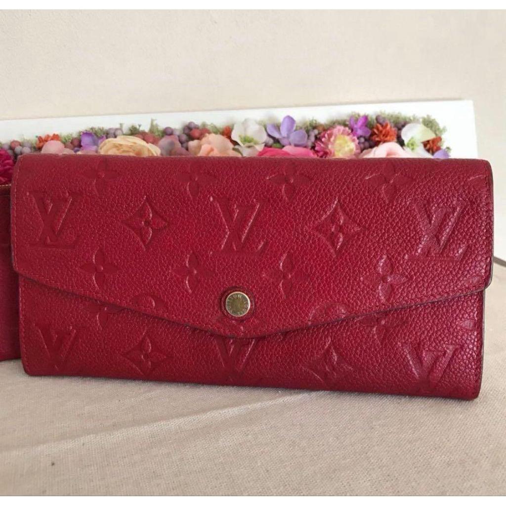 Used Louis Vuitton red long wallet