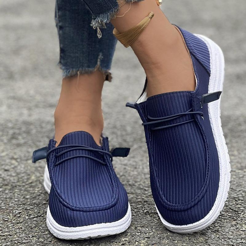 Spring and Autumn New European and American Flat Footed Low Top Le Fu Shoes Women's Single Shoes