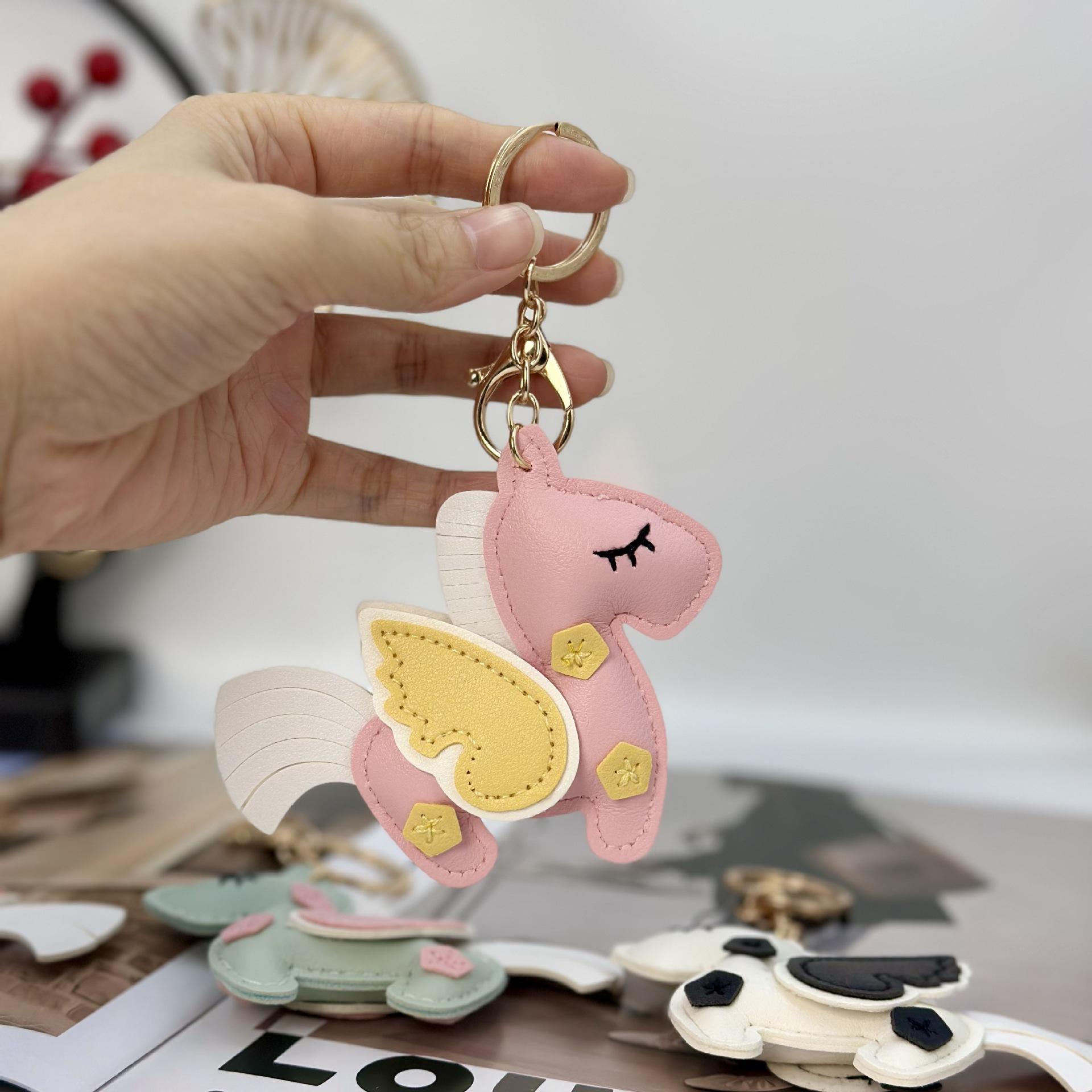 2026 New unicorn bag pendant keychain pendant car keychain color matching small Pegasus bag pendant