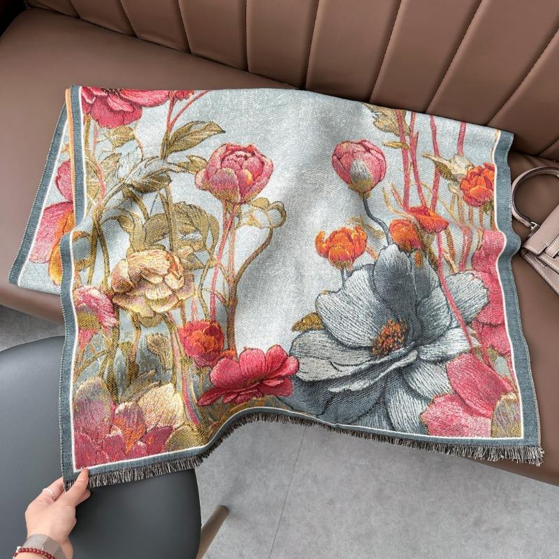 New retro oil painting scarf women's high-end sense autumn imitation cashmere jacquard warm scarf women give mother shawl