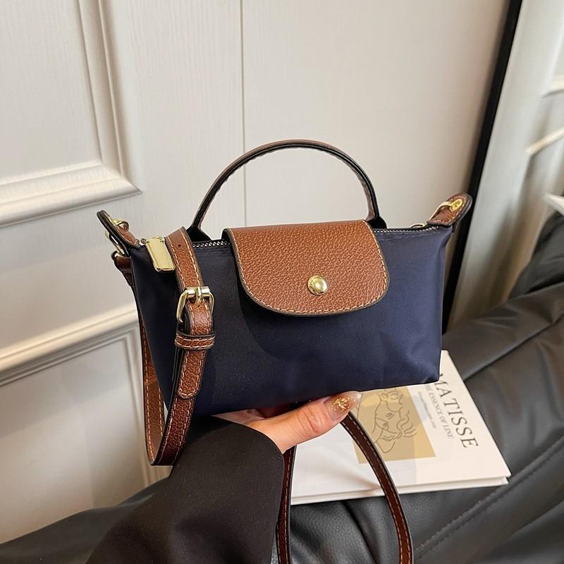 Borse con Conchiglie di Alta Qualità per Donna 2024 Marca Borsa a Spalla Borse di Lusso e Borse a Mano Borsa a Tracolla di Designer Piccola Borsa a Sella Carina
