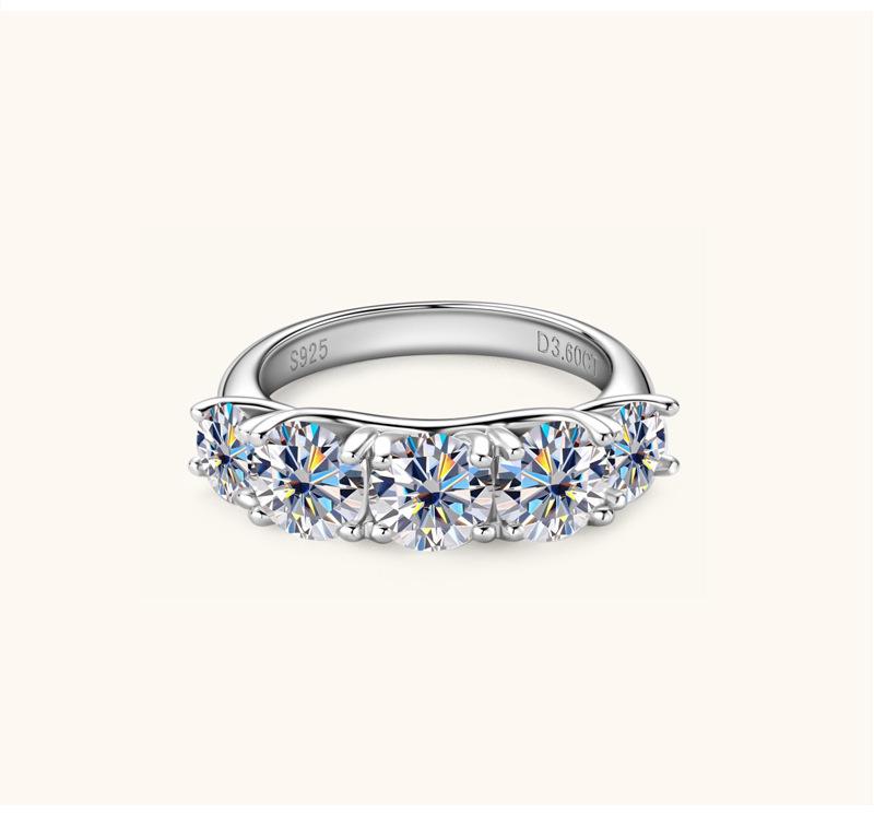 Anillo de Moissanita Color D para Mujer: Elegante Plata de Ley 925, Diseño Versátil de Alta Gama