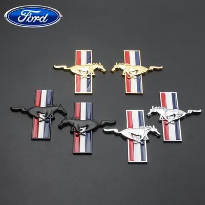 Autoaufkleber Ford 1 Paar 8,5x9CM Seitenaufkleber Tür Kotflügel Abzeichen Aufkleber für Ford Rennpferd Logo Focus Fiesta Kuga Edge Shelby G