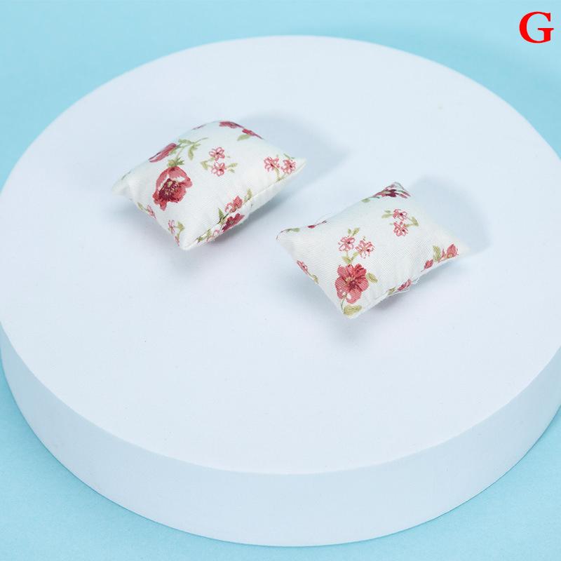 2Pcs 1:12 Dollhouse Mini Furniture Cloth Sofa Pillow Doll House Home Furnishings