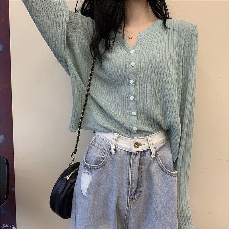 Korean Style Long Sleeve Knitted Cardigan for Women Outerwear College Style Casual Knitted Sweater Thin Coat for Spring and Autumn Seasons