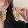 Vintage Large Flowers Dangle Earrings for Women Splicing Metal 3D Flowers Ear Pendant Statement Earrings Jewelry Accessories