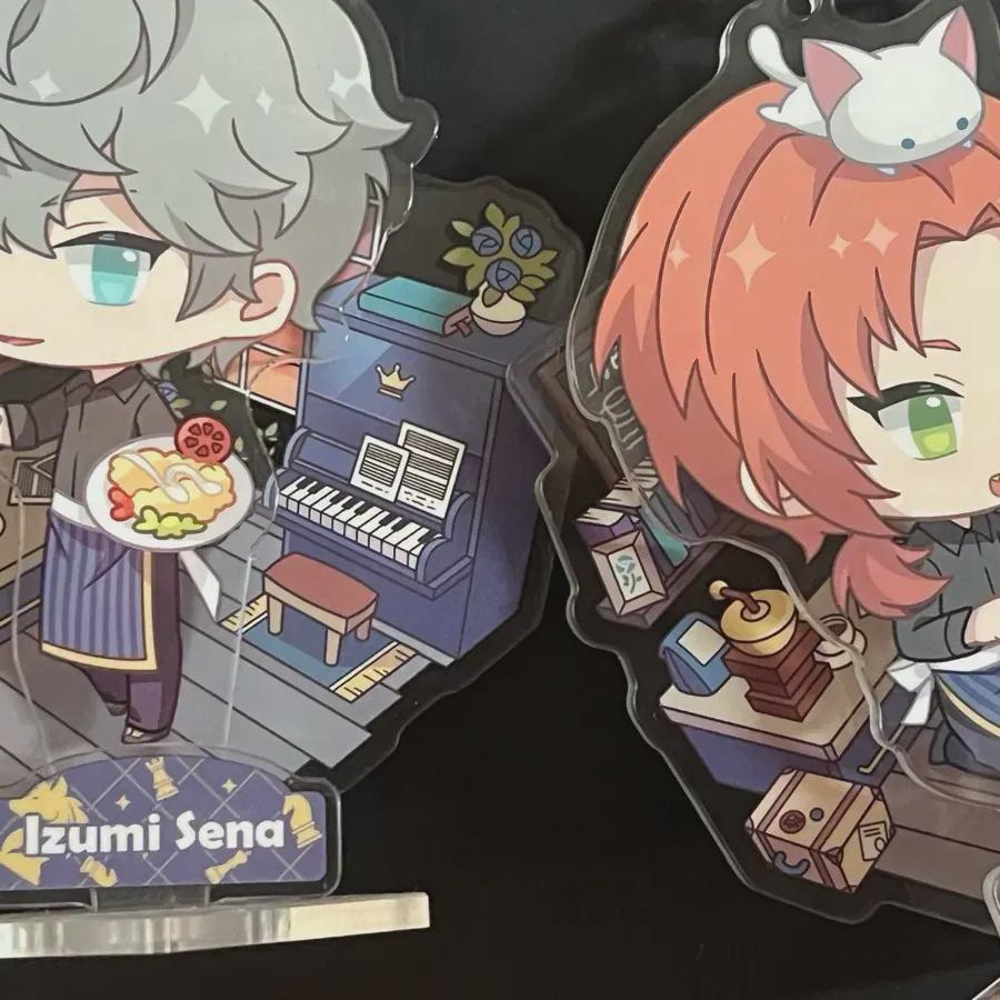 

Анста Джунстар Сена Изуми, Цукина-га Лео Акриловая подставка