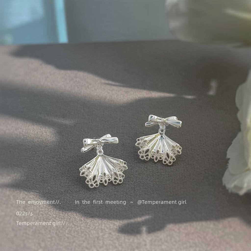 Less ballet, one pair of silver bow earrings, sweet style light luxury Korean 925 silver needle earrings