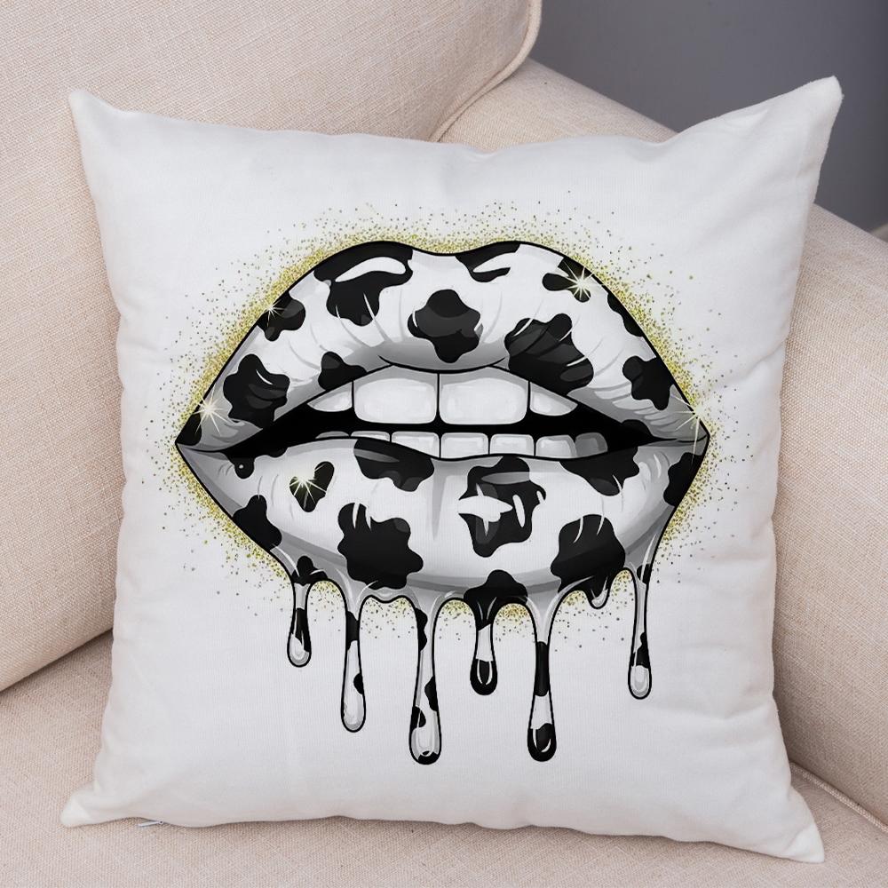 Bold Lip Art Pillowcase Double Print Leopard Pattern Cushion Cover Soft Plush Vibrant Design Pillow Case for Sofa Home Car