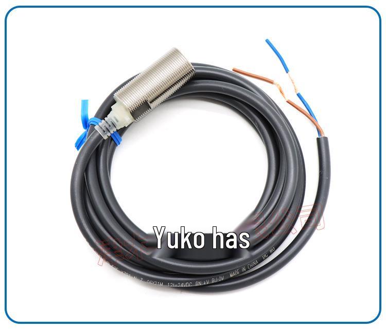 Proximity Switch Sensor E2E-X7D1-N/Z - Genuine and Original