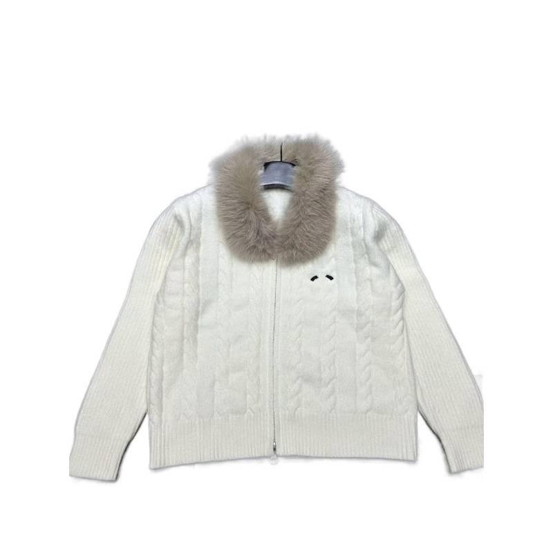 Xiangjia 2025 Winter Embroidered Fur Collar Knit Cardigan - Age-Reducing, Loose, Casual, Versatile Outerwear