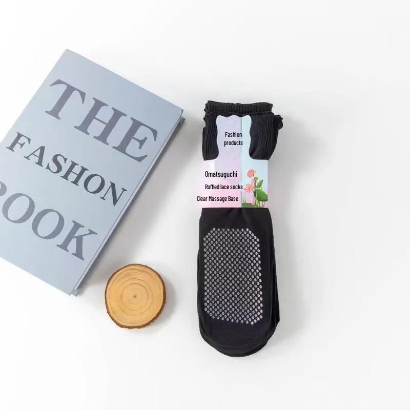 

Lightweight Non-Slip Summer Socks with Breathable Cotton Soles, Anti-Snag, Non-Constricting, Ruffled Lace Ankle Design One Size