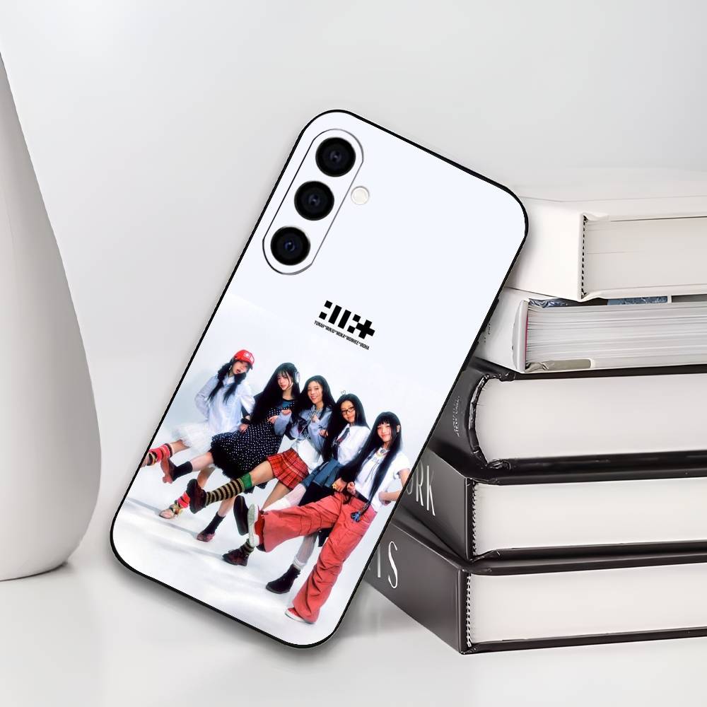 K-POP I-ILLIT Phone Case For Samsung Galaxy A73,A72,A71,A70,A53,A52,A51,Soft Silicone Black Cover