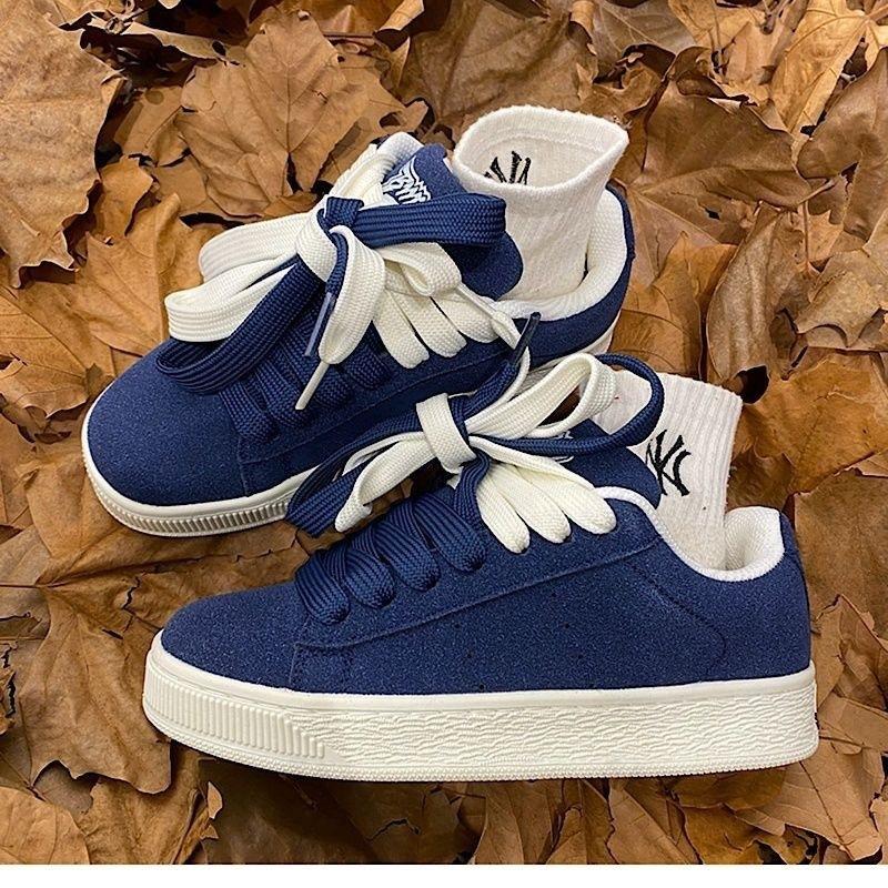 Fashion 2025 Spring New Casual Couple Casual Shoes Retro Chic Versatile Youth Trend Breathable Height Increasing Sports Skateboard Shoes