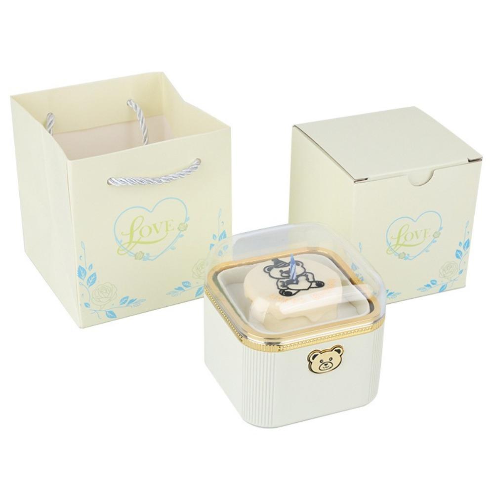 

Cartoon Rotating Jewelry Box Automatic Mini Cake Gift Box Surprise Mechanism Box Marriage Proposal белый