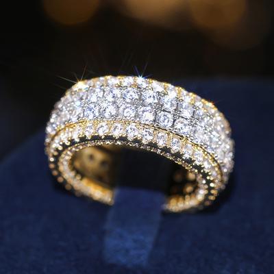 Huitan Luxus Zweifarbig Verlobungsringe für Damen Full Bling Bling Zirkonia Neue Hochzeitsband Zubehör Mode