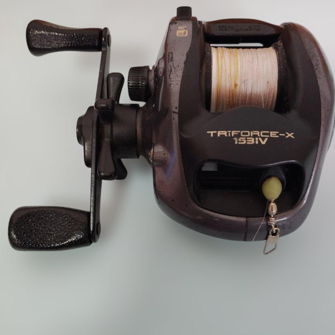 Used DAIWA TRIFORCE-X 153IV bait reel body