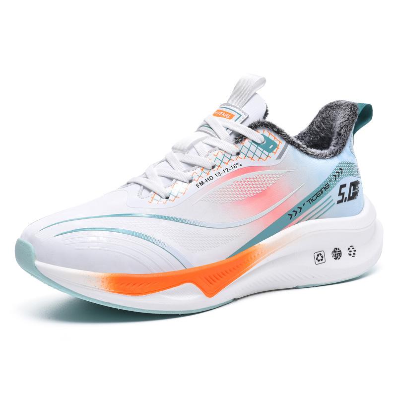 Winter extra large size leather surface autumn and winter sports shoes men's carbon board cushioning running shoes student body test shoes trendy men