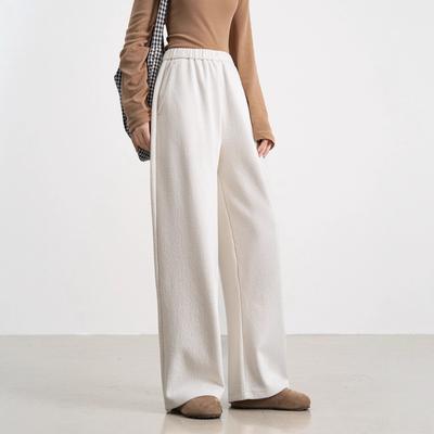 Alt giyim (Kadın) – Pantalon ve Kapriler