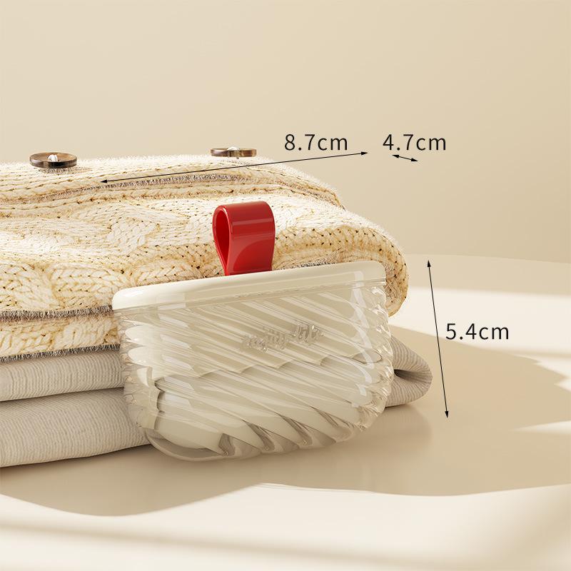 

Portable Washable Mini Lint Roller for Pet Hair Removal червоний