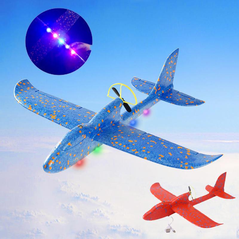 Elektrisches Schaumflugzeug-Segelflugzeug, Handwurfflugzeug mit LED-Licht, automatische Flugflugzeuge, Outdoor-Kinderspielzeug für Kinder, Jungen, Geschenke