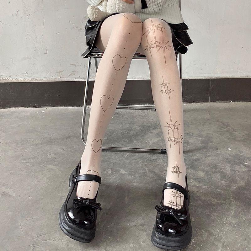 

Летние тонкие белые чулки с узорами в форме сердечек - Нишевые и игривые колготки в стиле девочки One Size белый