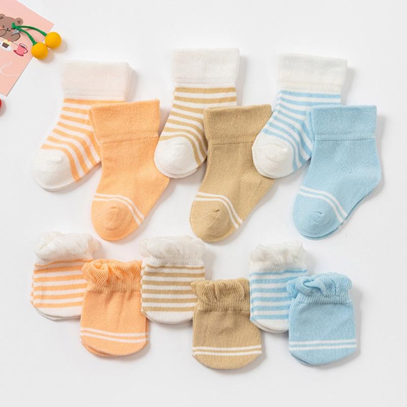 4 Pairs/Set Baby Gloves Socks Bundle 0-3 Months Anti Scratch Soft Mittens Newborn Set Elastic Stockings for Baby Gift
