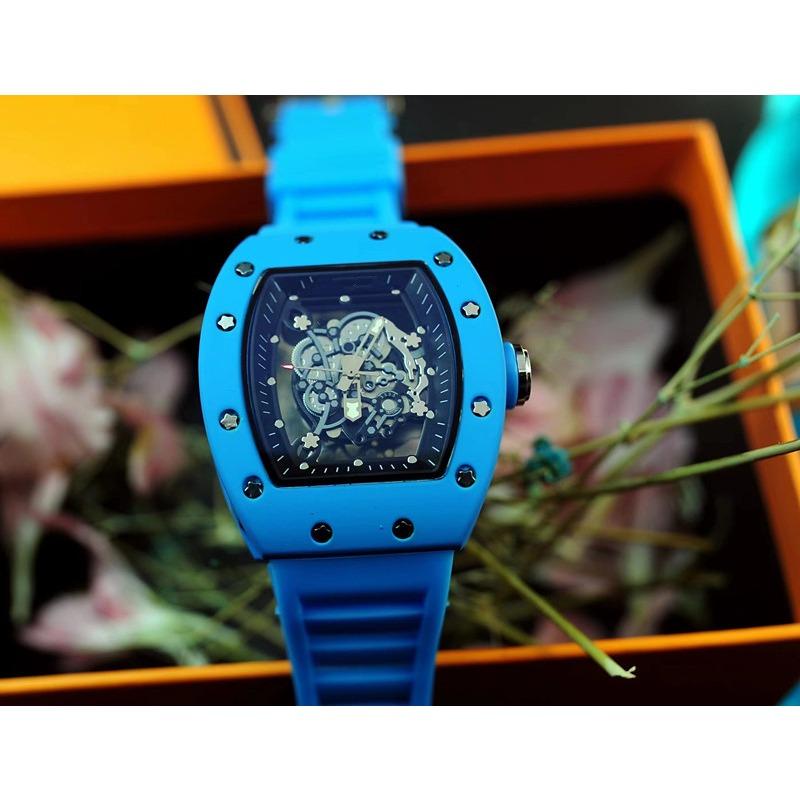 Montre ajourée, Richard Thoroughly, montre universelle pour hommes et femmes