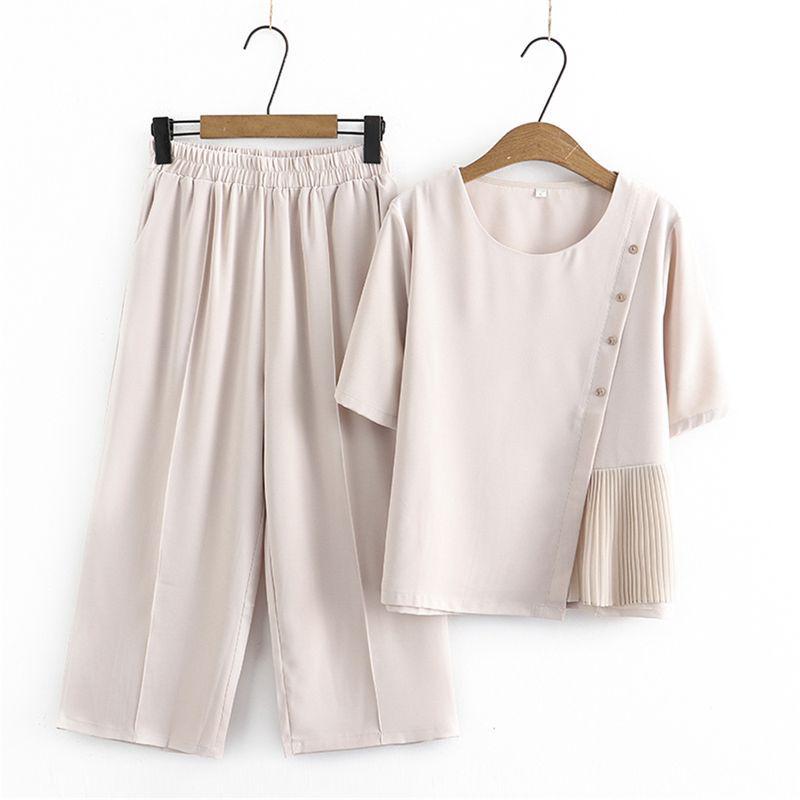Stylish Chiffon Two-piece Suit for Middle-aged Women - Loose Short-sleeved Summer Set