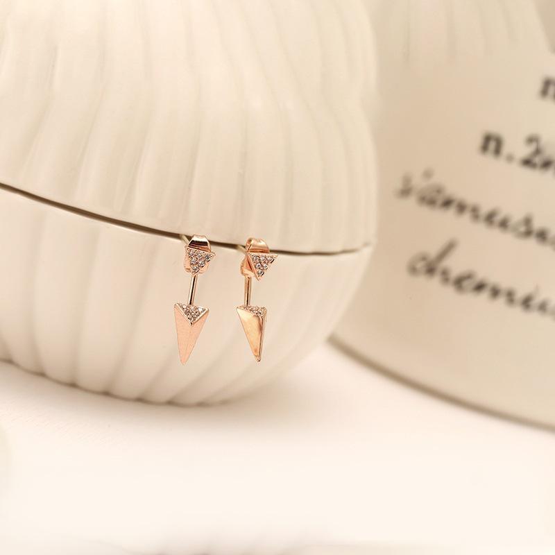 3D Triangle Retro Geometric Ear Studs - Two-Way Cross-Border Trend Earrings for Women S925 Silver Needle