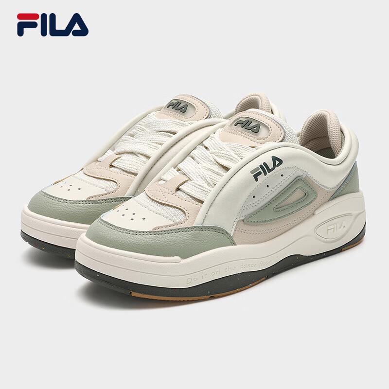 FILA Women s MIX2 Retro Casual Sneakers 5.5
