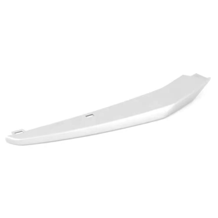 BMW F30/F31 2012-15 Lower Bumper Grille Trim, Part Numbers 51117293105 & 51117293106.