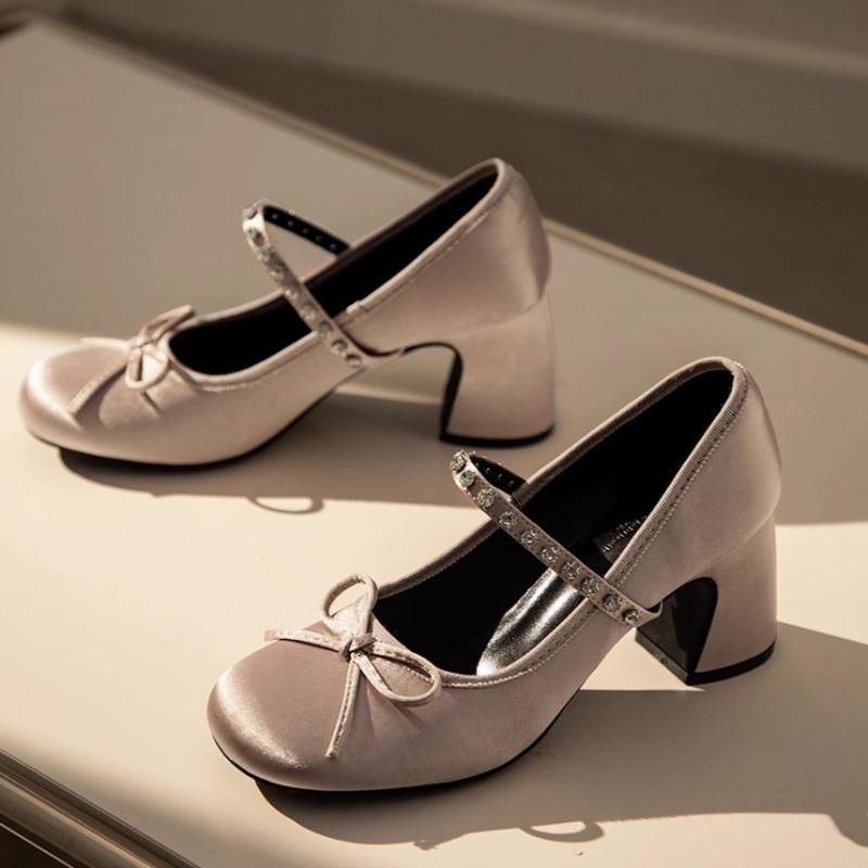 

Fashion Single Shoes Women Fashion Square Head Shallow Mouth Butterfly Knot Crystal Line with Anti-slip Wear-resistant High Heels 35 розовый