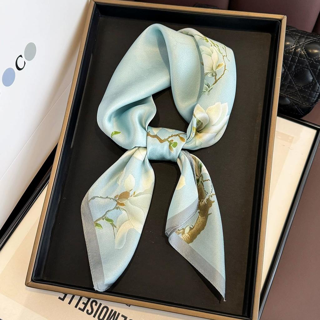 Fashion 100% Nature Real Silk Square Scarf Women Female Foualrd Neckerchief Summer Beach Scarves Shawl Bandana Hijab Pashmina