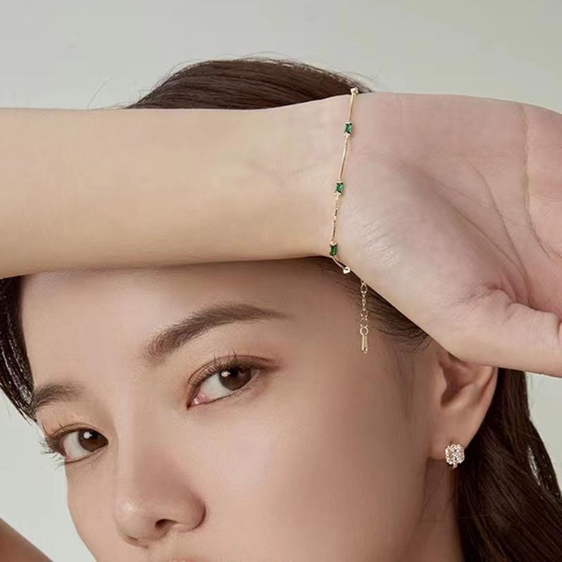 New 925 Sterling Silver Green Zircon Bracelet Personality Charm Geometric Shape Woman Bracelet Birthday Gift Exquisite Jewelry