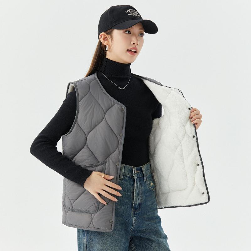 Winter Fleece Vests Warm Women Clothing Trend Quilted Jackets Sleeveless Cardigans Waistcoat Slim Fit Tops Pockets Design Coats