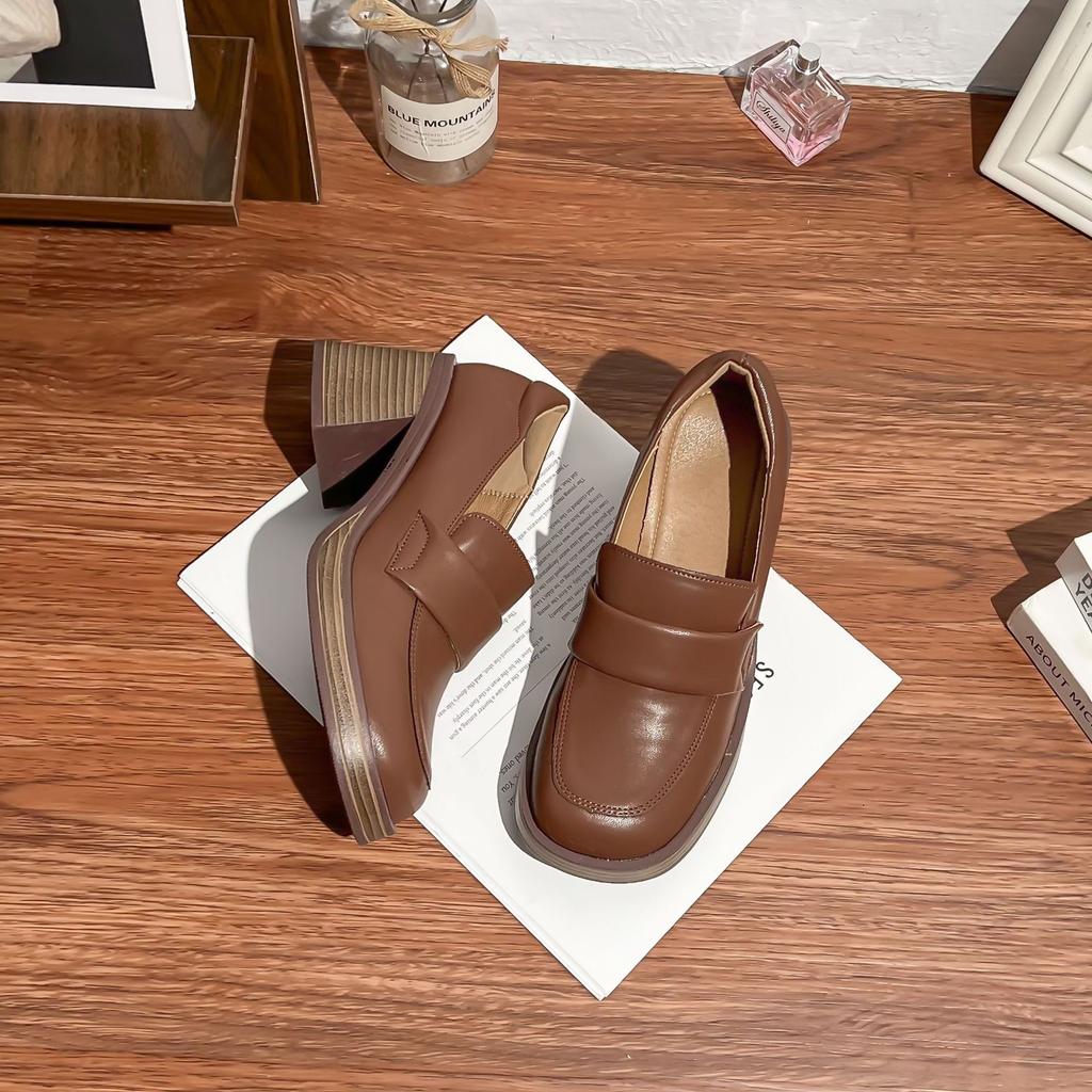 Small thick-soled heightening small leather shoes women's 2025 French retro loafers comfortable soft leather light-mouth shoes children