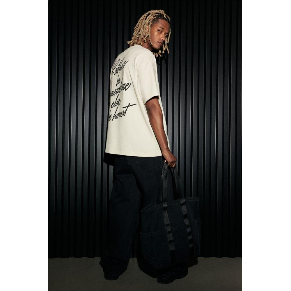 

Футболка свободного кроя с принтом HM светло-бежевого цвета XS