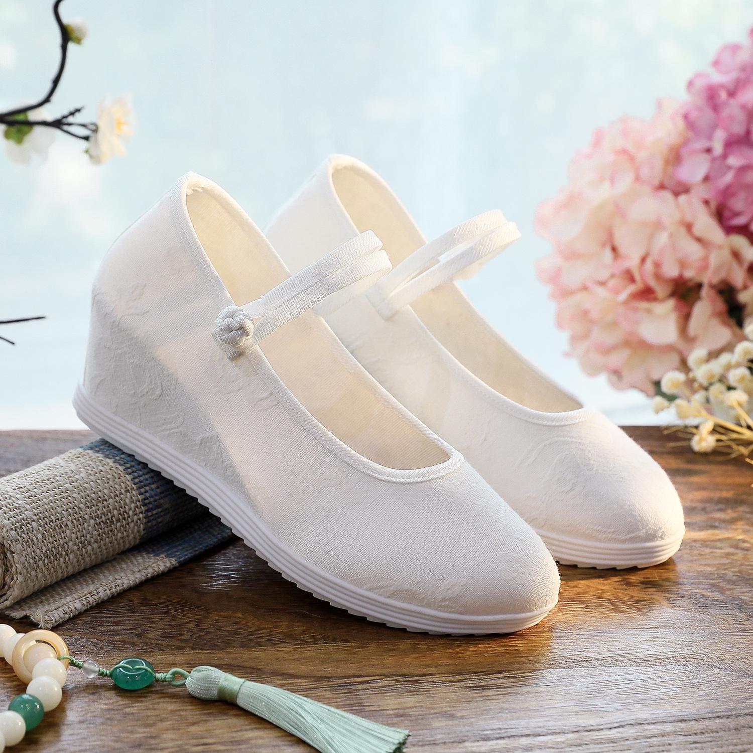 

Женские туфли-клинья из ткани Ханфу 7 см - Весенне-летний стиль Дзен с вышивкой Size 40