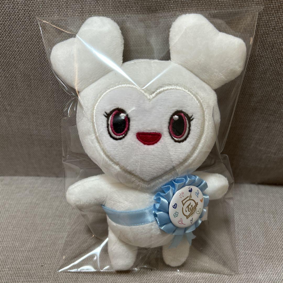 

[Б/У] TWICE DAHYUN Lovely Розеточный значок 5-я годовщина Дахён