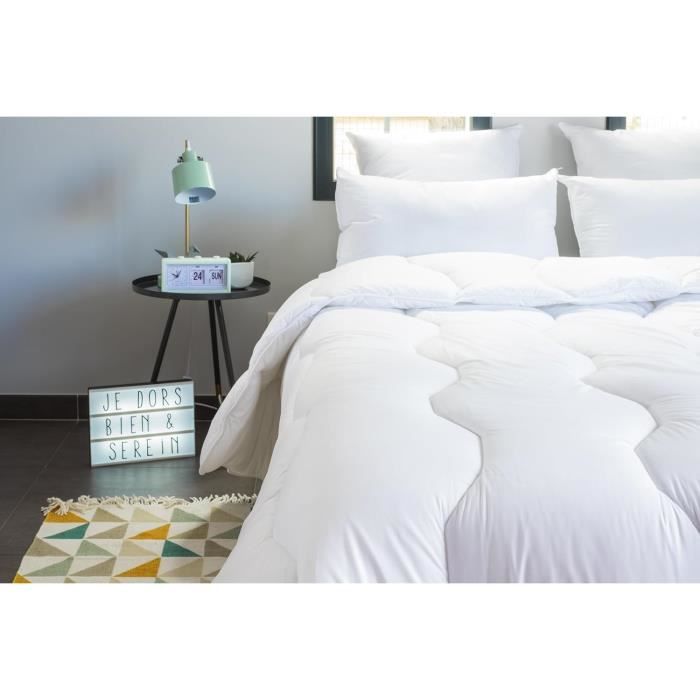 Blanrêve - couette très chaude anti acariens - maxi confort - fabriqué en france - blanc - 260x240 cm