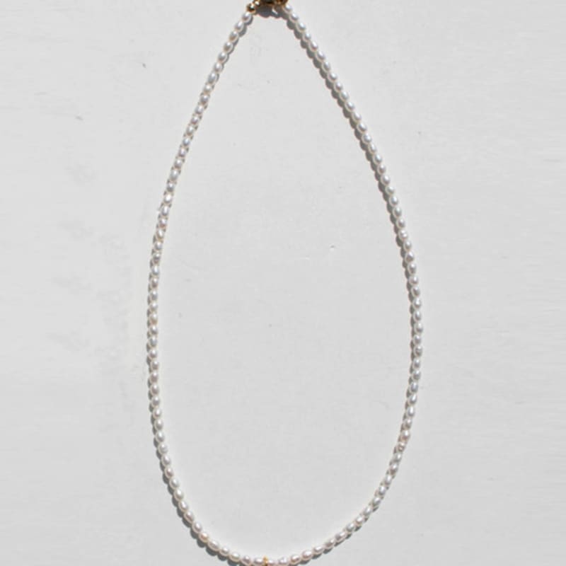 luvinball Daisy Snowball Pearl Necklace