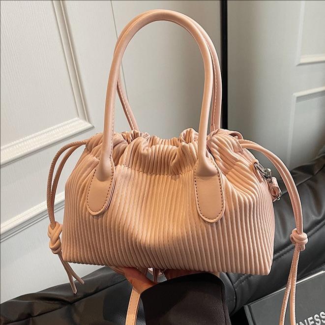 New Fashion Handbag Women's New Shoulder Messenger Bag